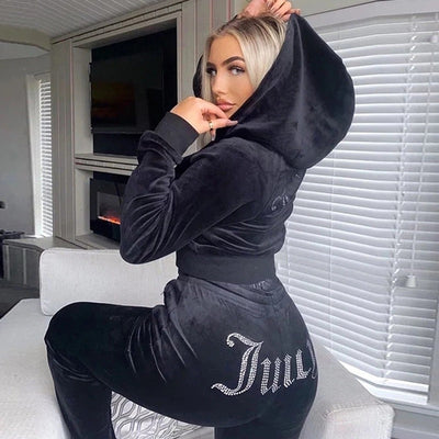 JUICY - Tracksuit