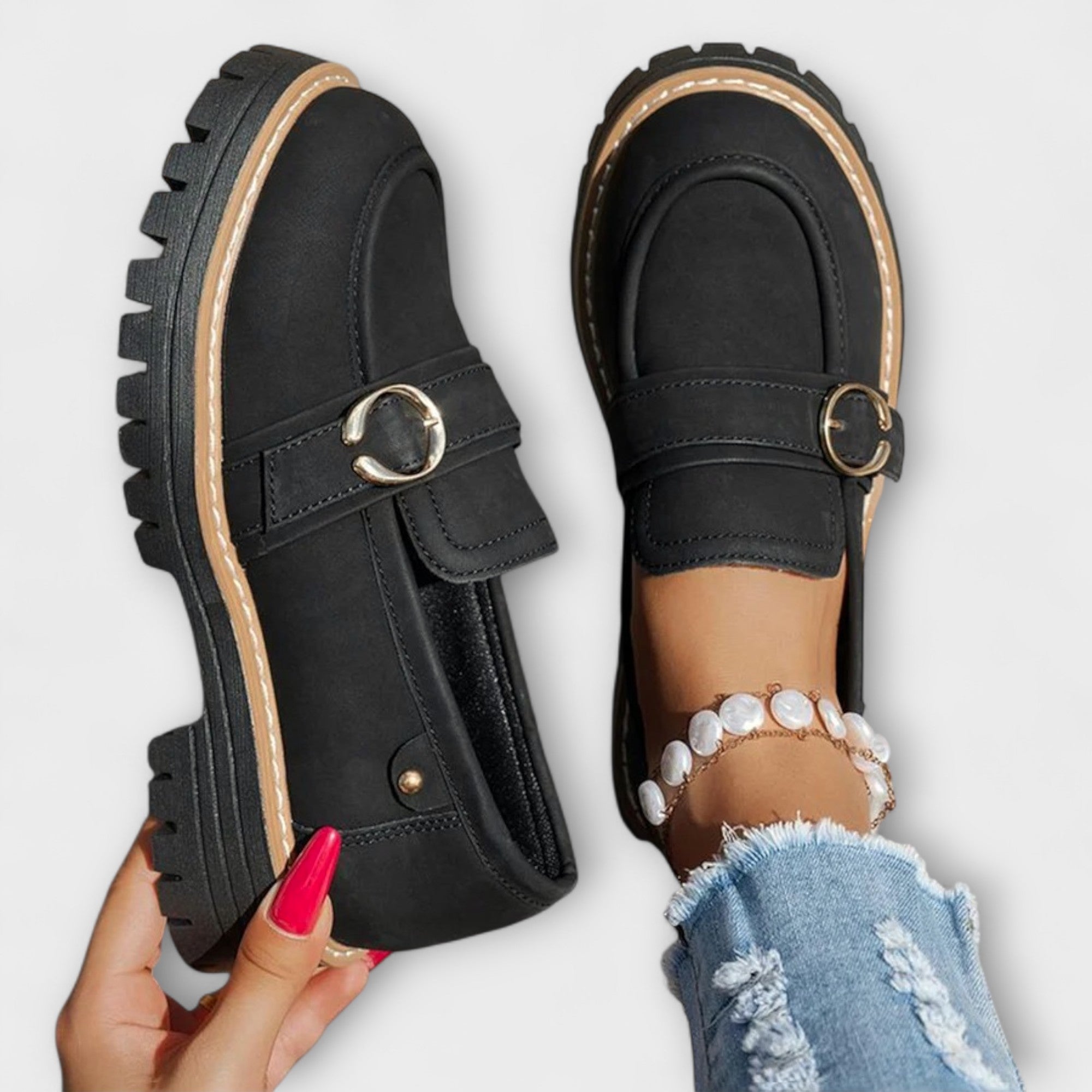 Lora – Legere Slipper mit Runde Spitze