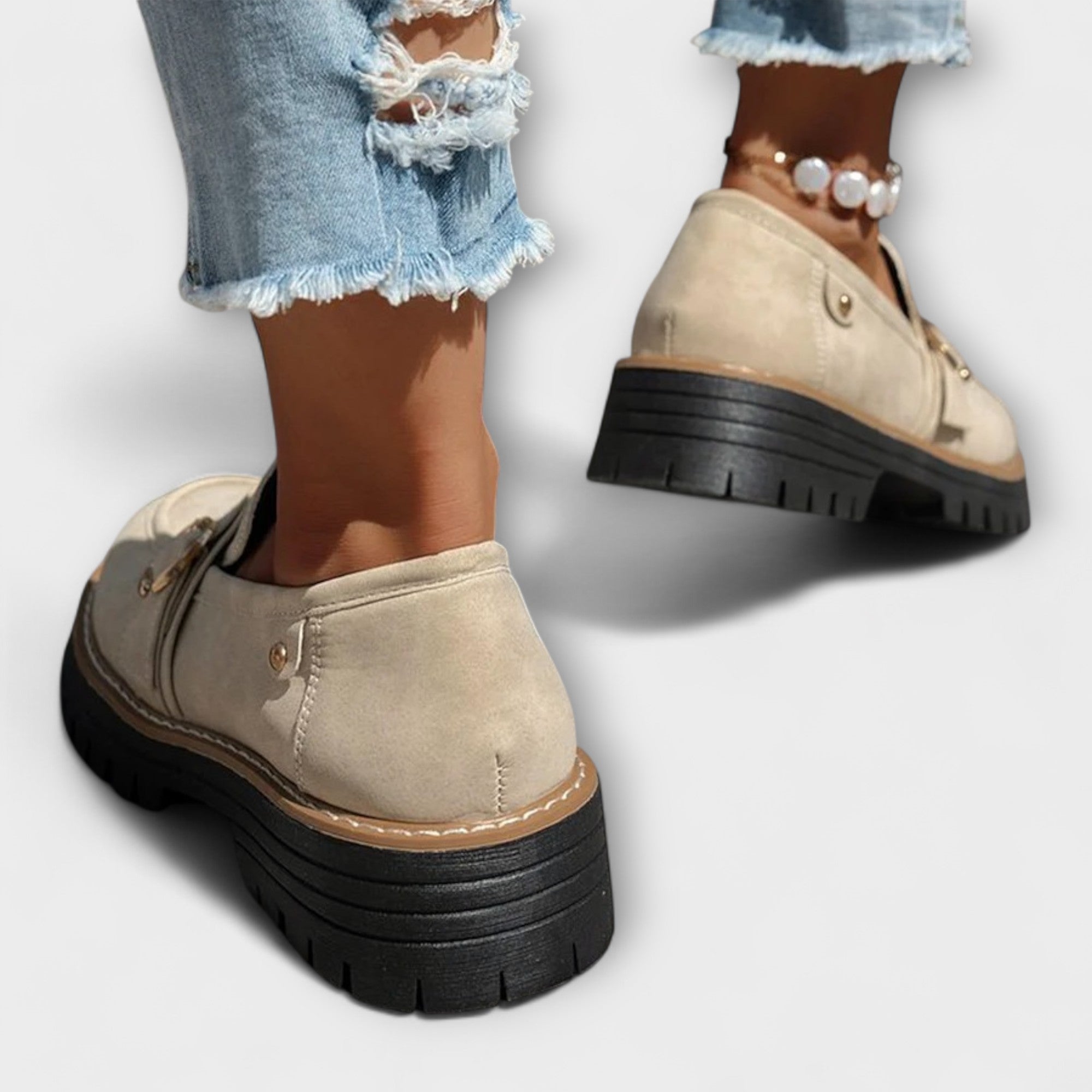 Lora – Legere Slipper mit Runde Spitze