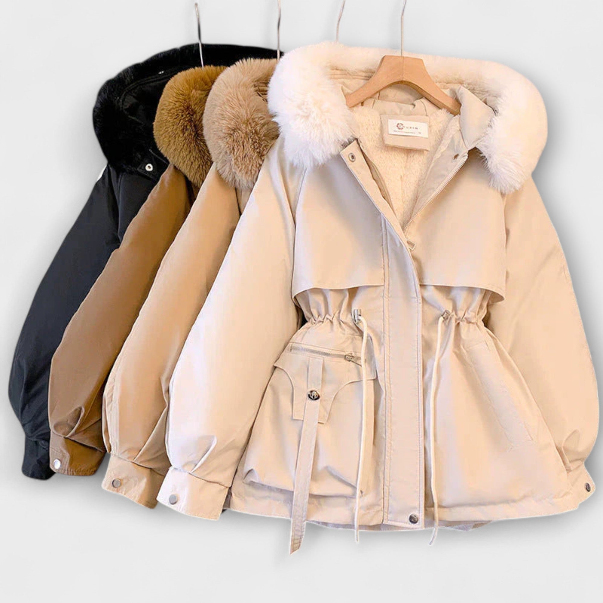 Bela - Elegante Winterjacke Brévine mit Pelzkragen